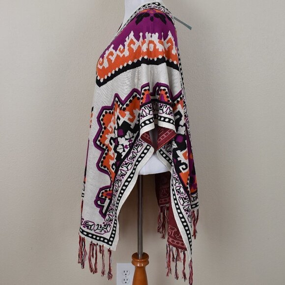 Flying Tomato Ruana Fringe Poncho NEW - Picture 3 of 7